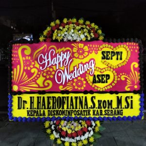 bunga papan ucapan happy wedding